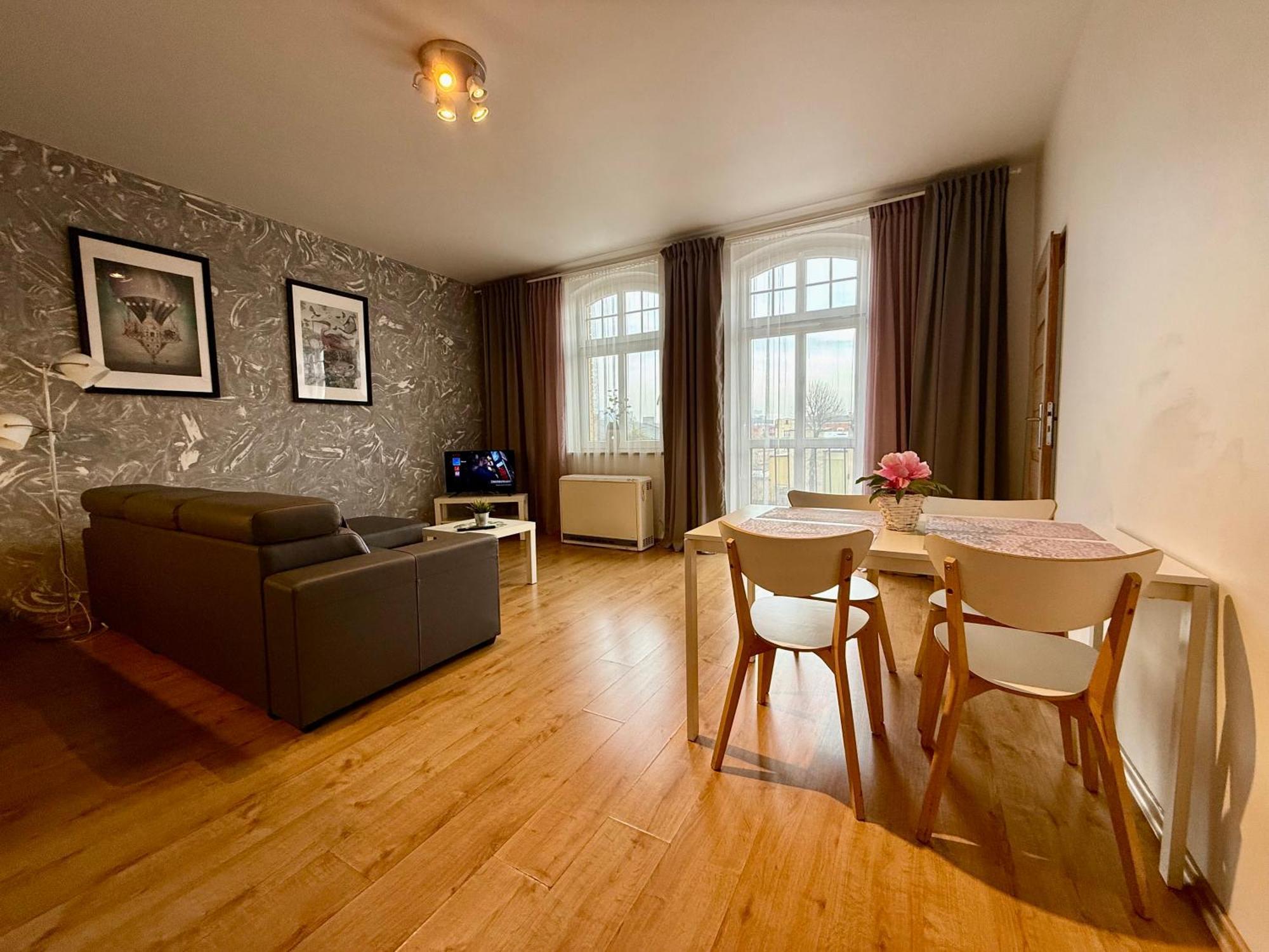 Uno Apartaments Katovice Exteriér fotografie